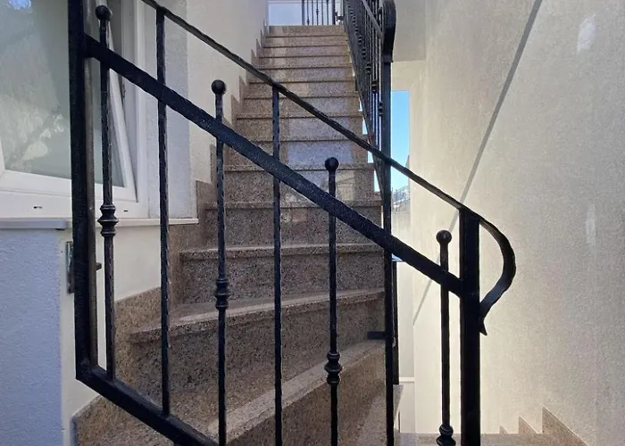 Merlyn By Interhome Lejlighed